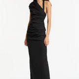 Sir Giacomo Gown in Black